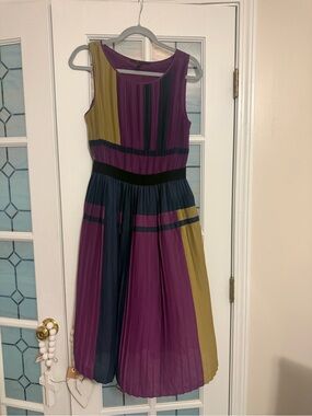BCBGMaxAzria Purple, Navy & Mustard Pleated Sleeveless Midi Dress